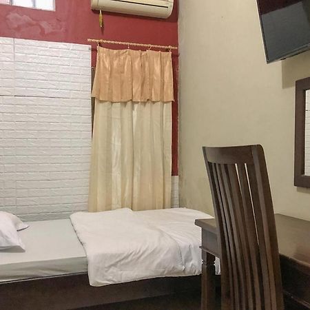 Sinar Hotel Enrekang Экстерьер фото